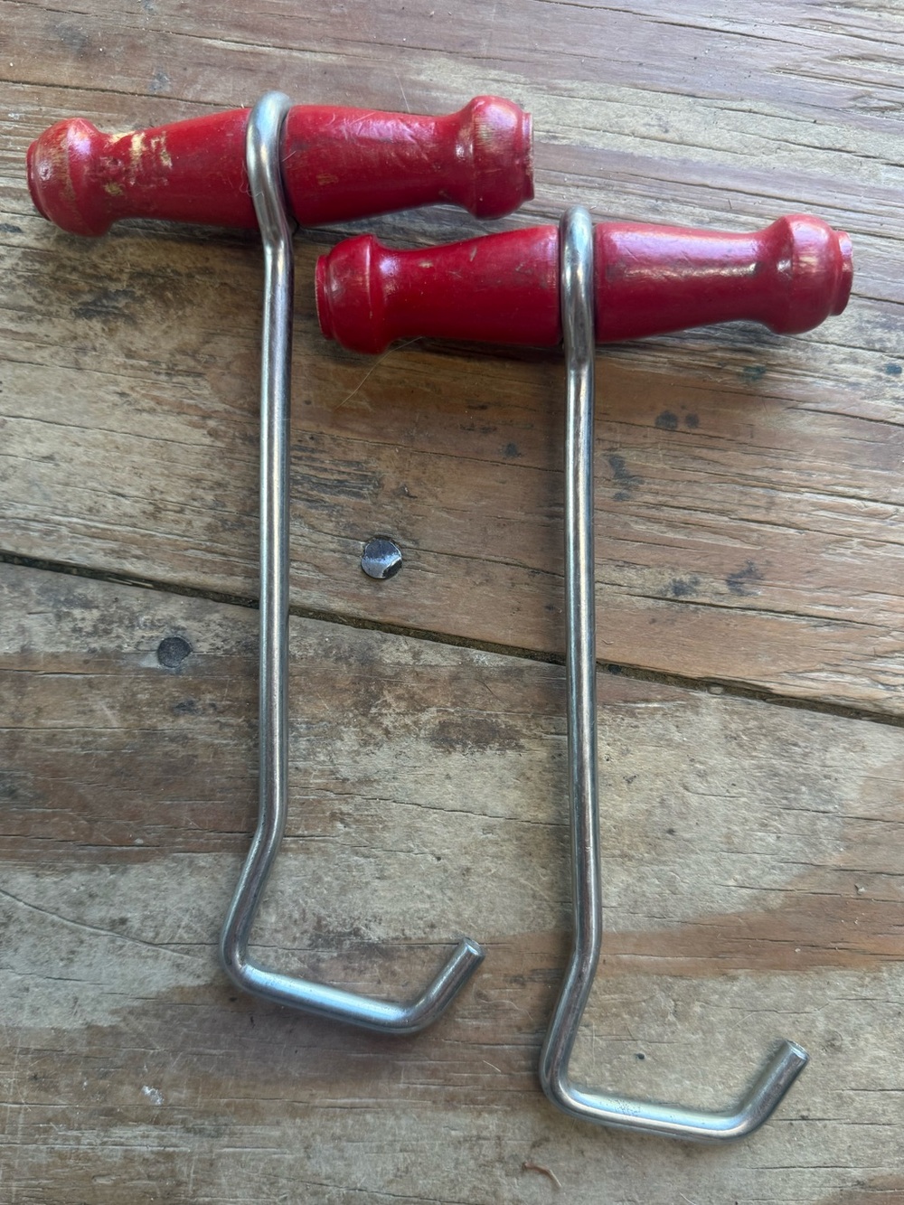 Boot pulls